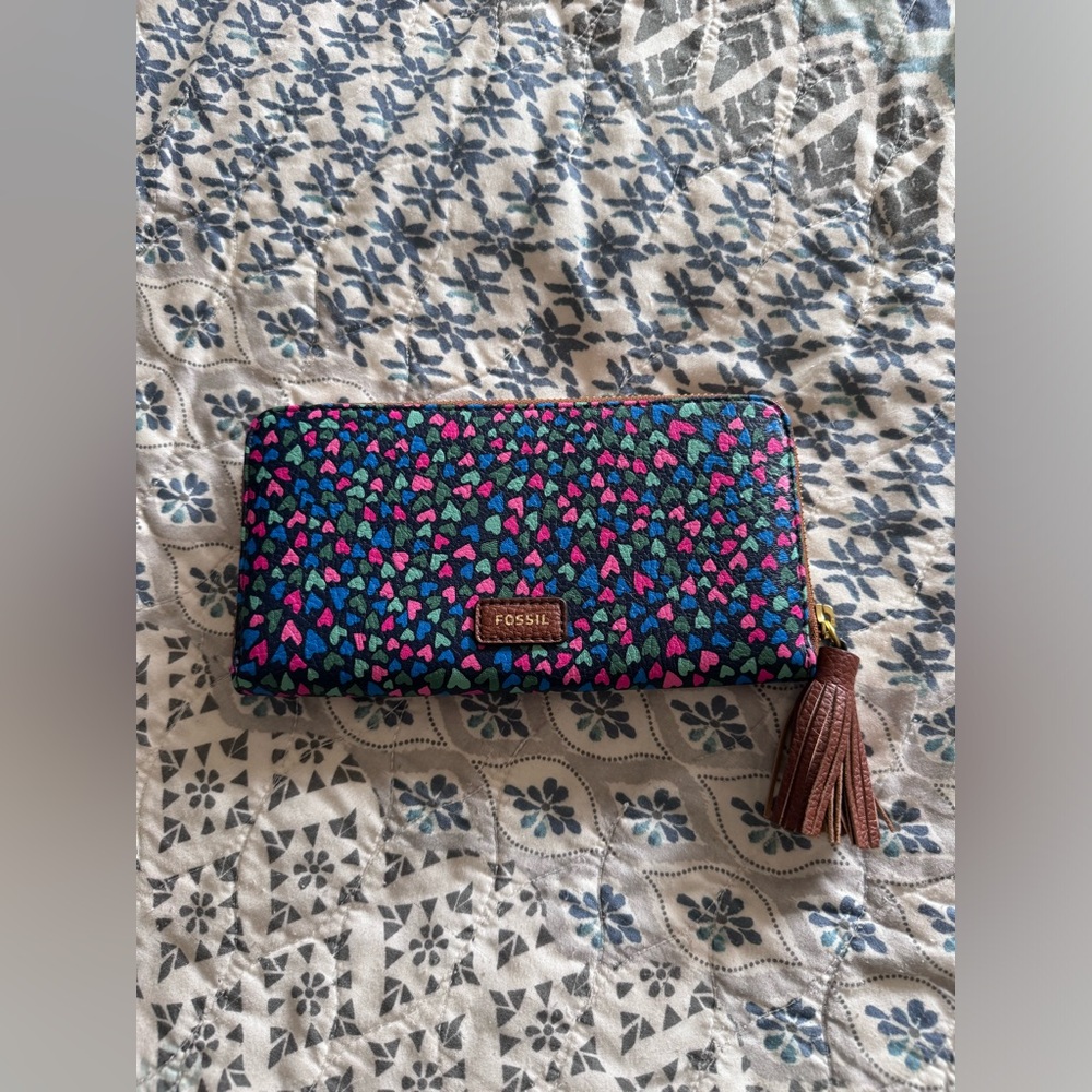 Fossil Multicolored Heart Zip Around Wallet, Nwot… - image 1